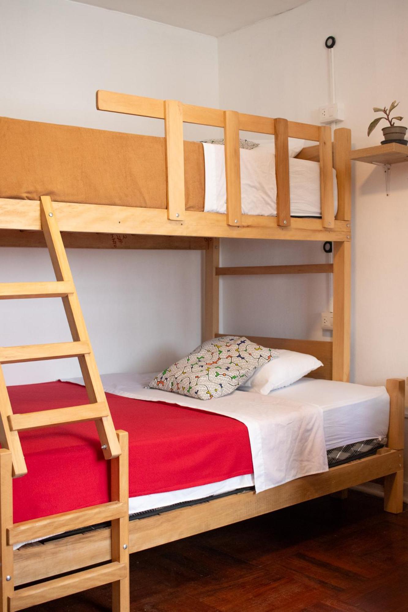 Temazcal Hostel Ліма Екстер'єр фото